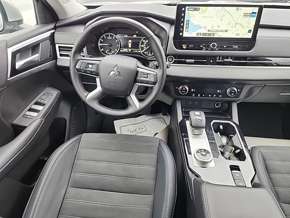 2025 Mitsubishi Outlander SE FWD