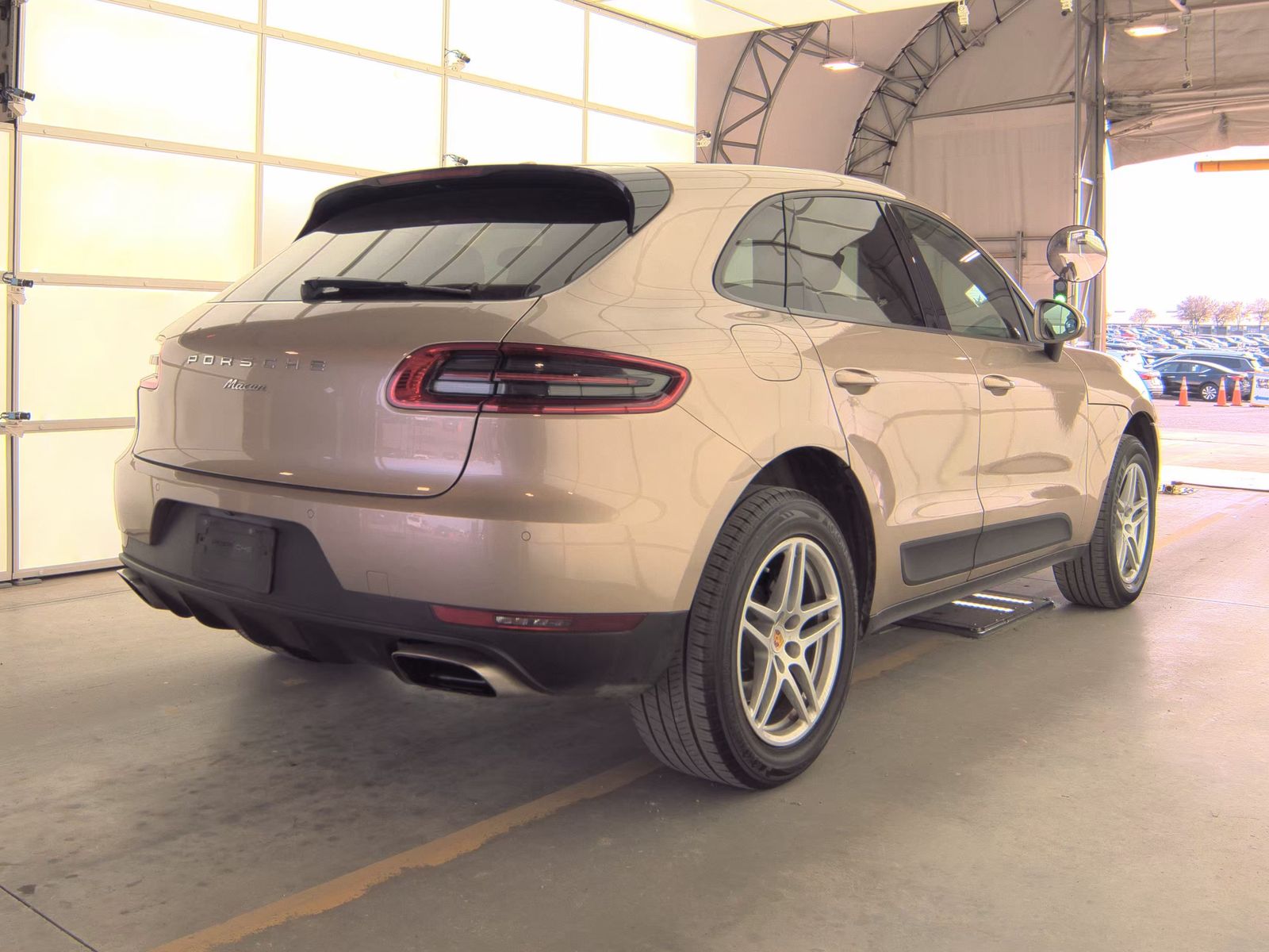 2017 Porsche Macan Base AWD