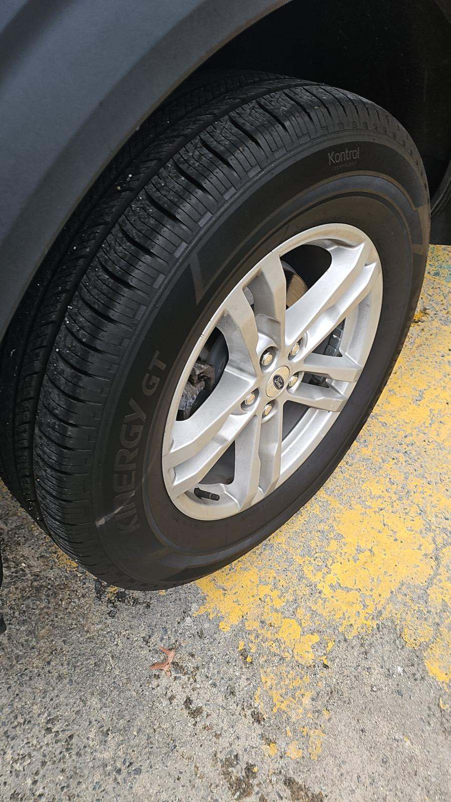 2023 Ford Explorer XLT AWD