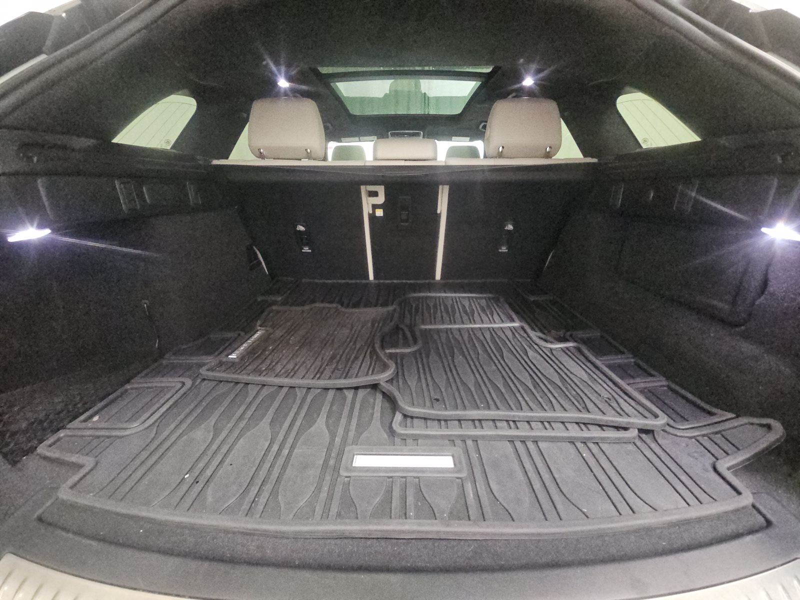 2023 Land Rover Range Rover Velar HST AWD