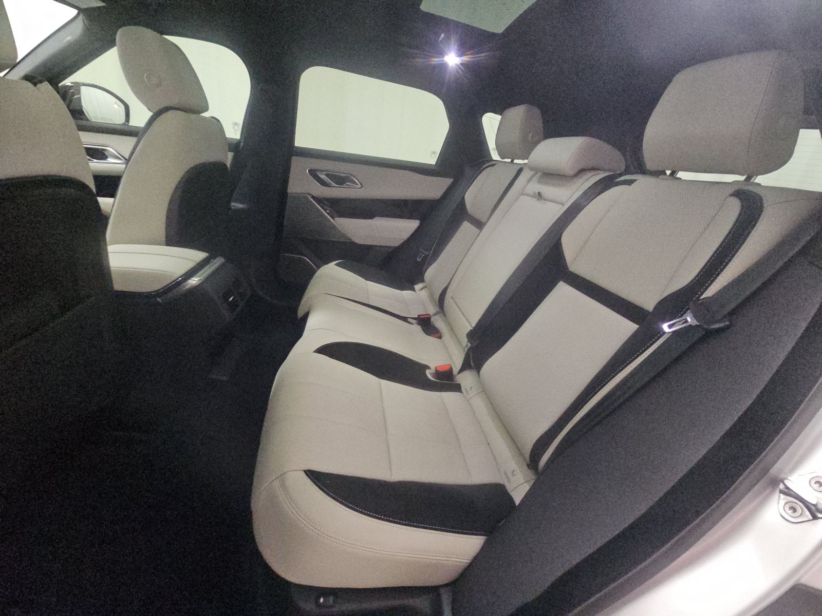 2023 Land Rover Range Rover Velar HST AWD