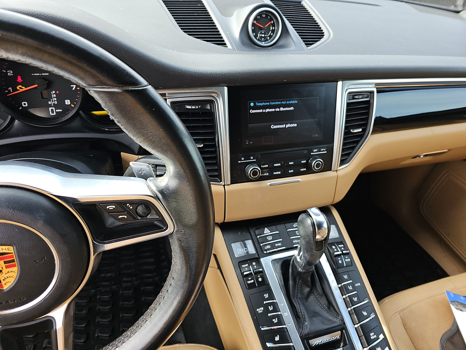 2017 Porsche Macan Base AWD