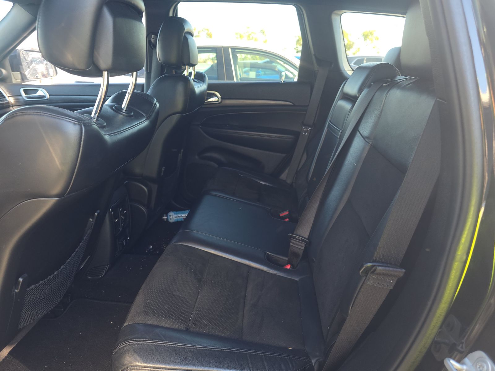 2020 Jeep Grand Cherokee Laredo Altitude Edition RWD