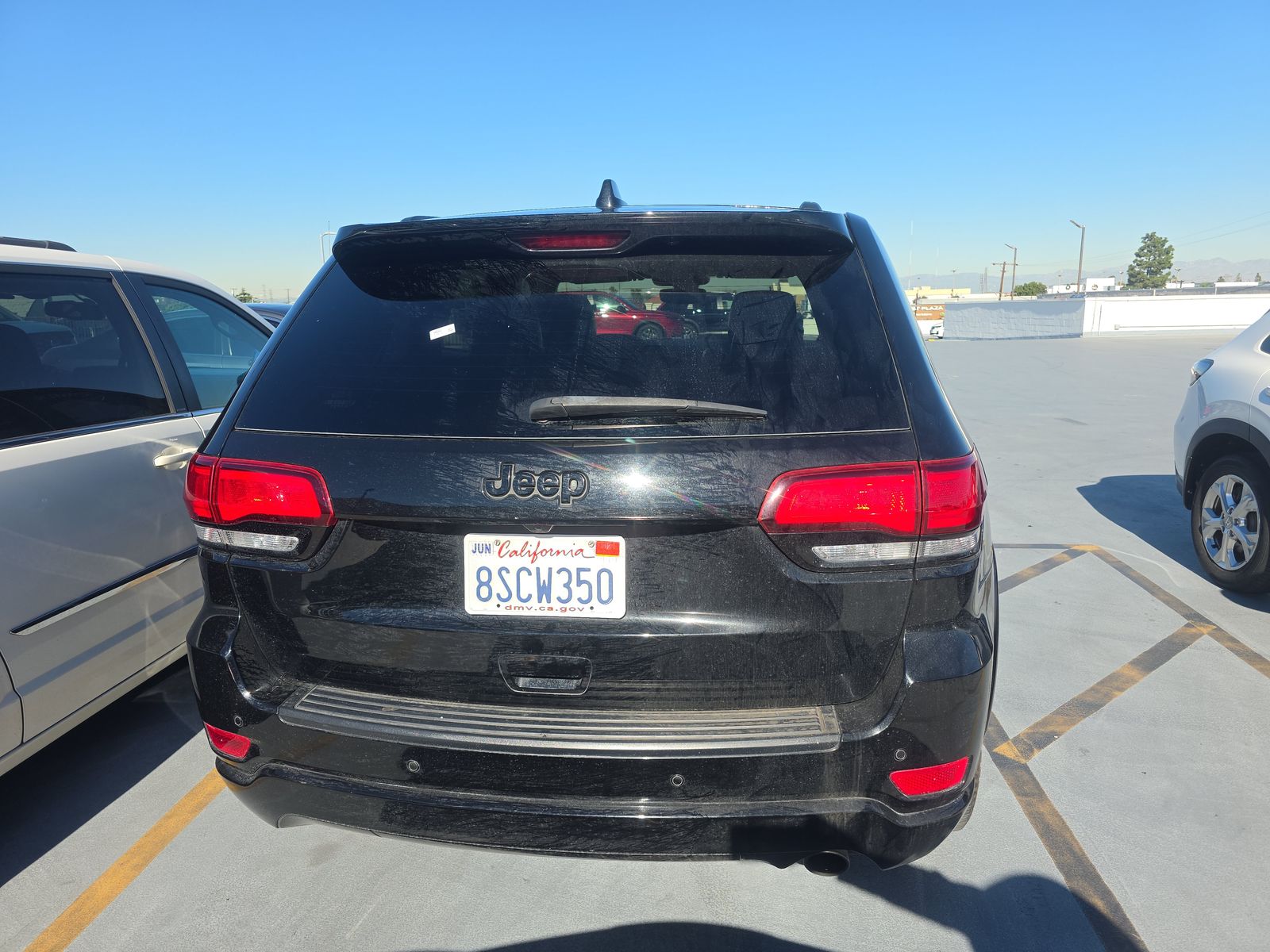 2020 Jeep Grand Cherokee Laredo Altitude Edition RWD