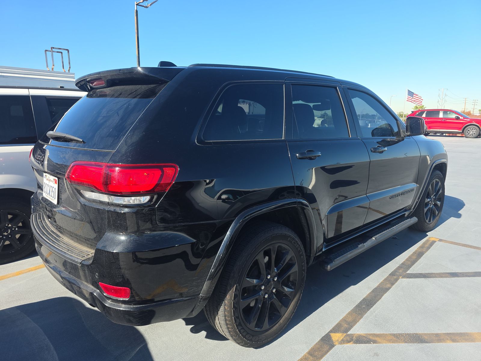 2020 Jeep Grand Cherokee Laredo Altitude Edition RWD