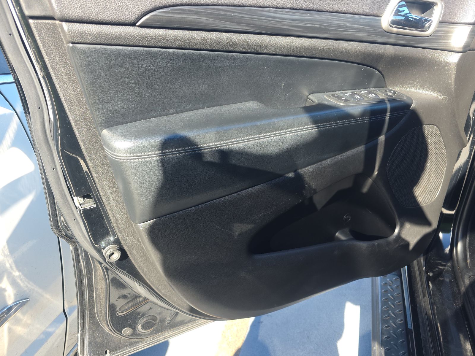 2020 Jeep Grand Cherokee Laredo Altitude Edition RWD