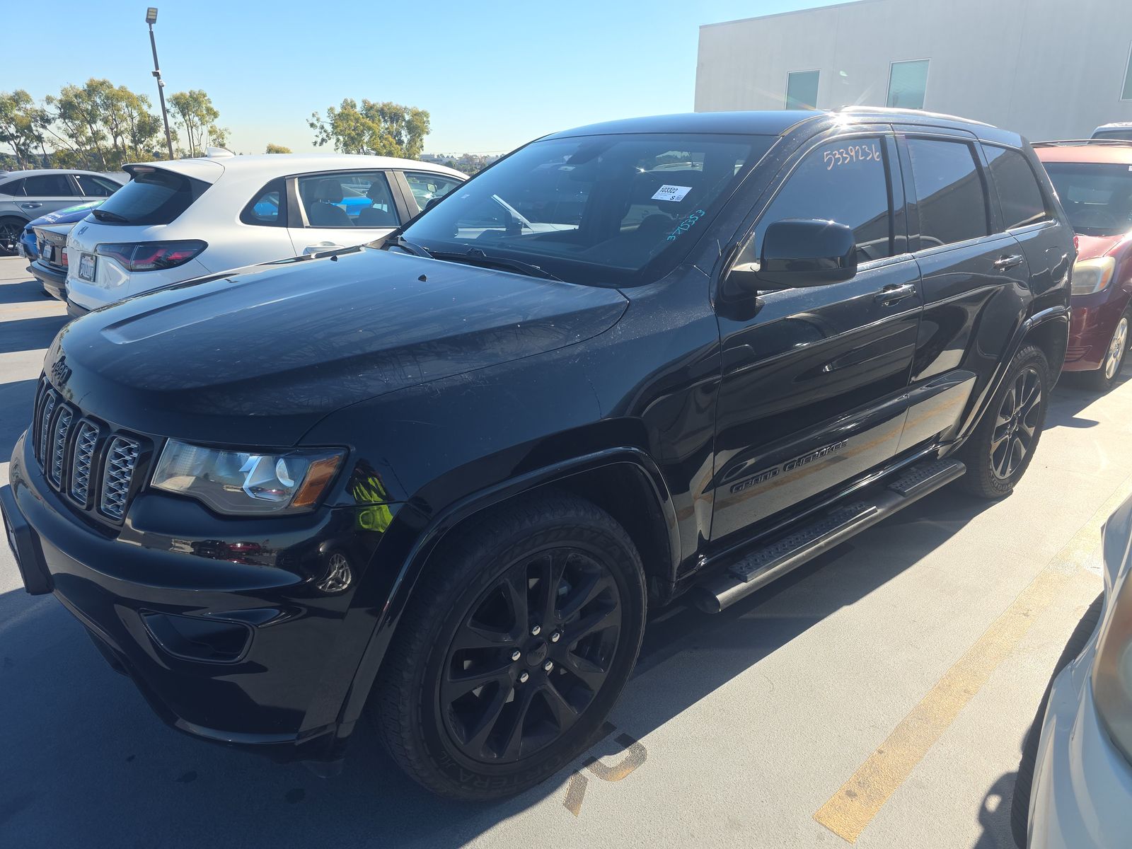2020 Jeep Grand Cherokee Laredo Altitude Edition RWD