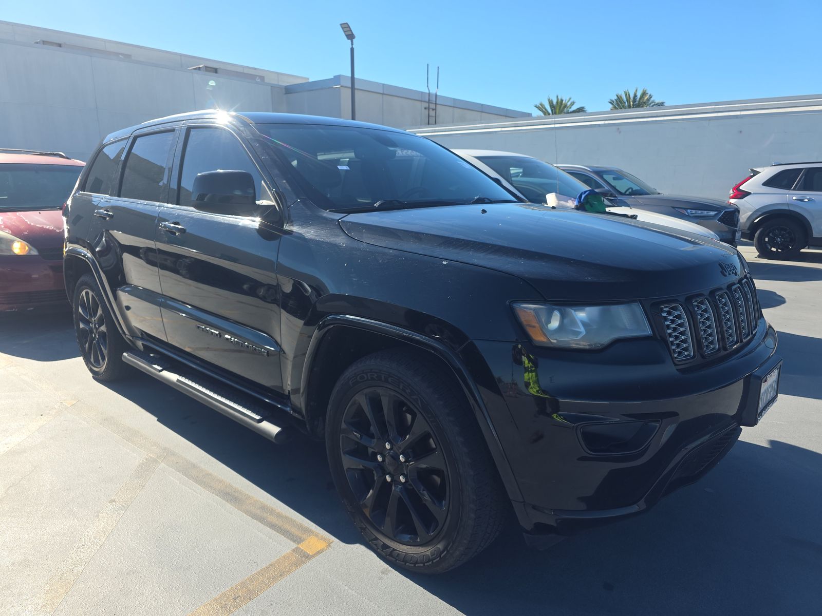 2020 Jeep Grand Cherokee Laredo Altitude Edition RWD