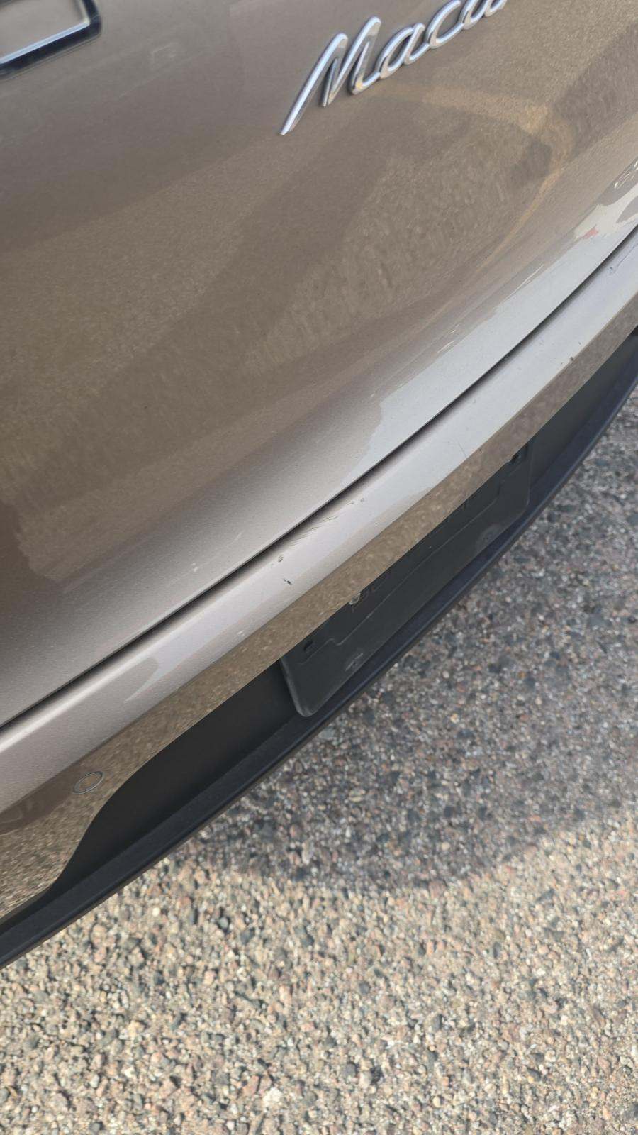 2017 Porsche Macan Base AWD