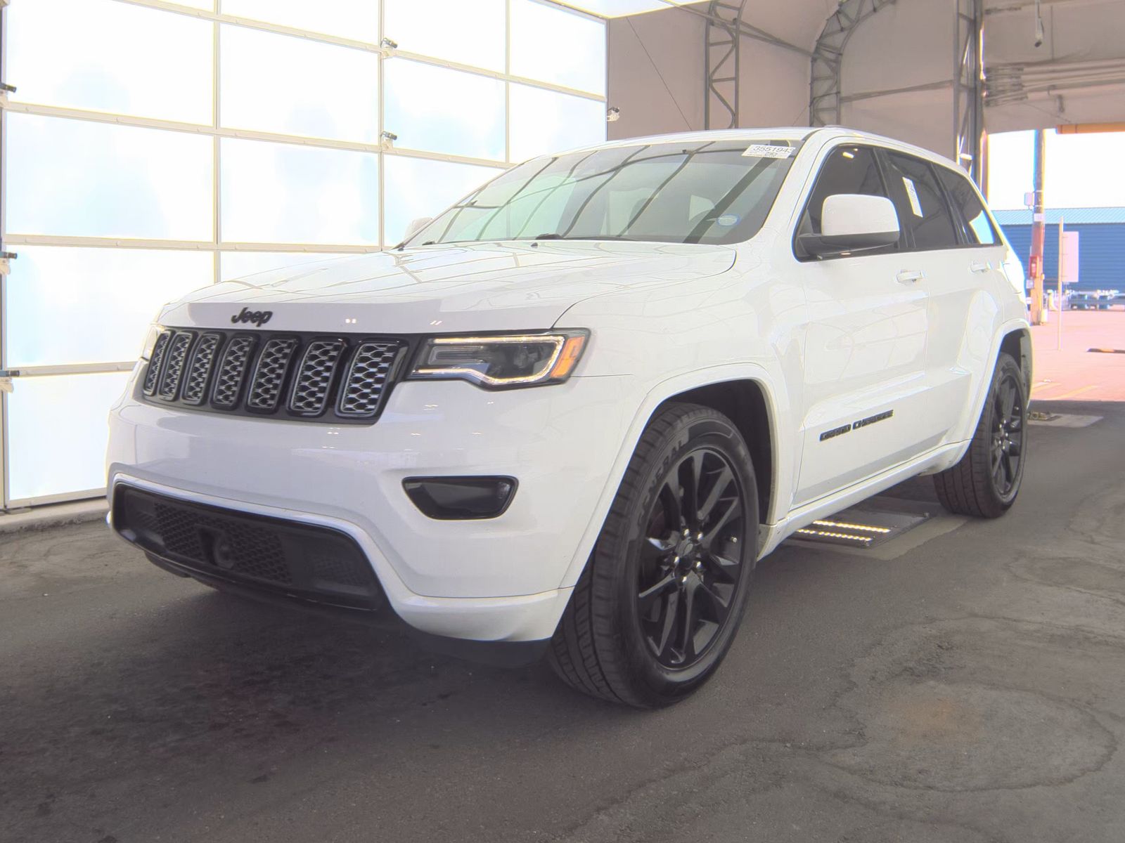2021 Jeep Grand Cherokee Laredo X RWD