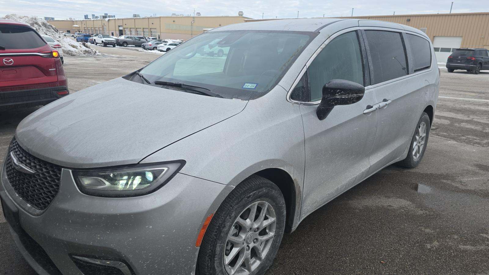 2024 Chrysler Pacifica Touring L FWD
