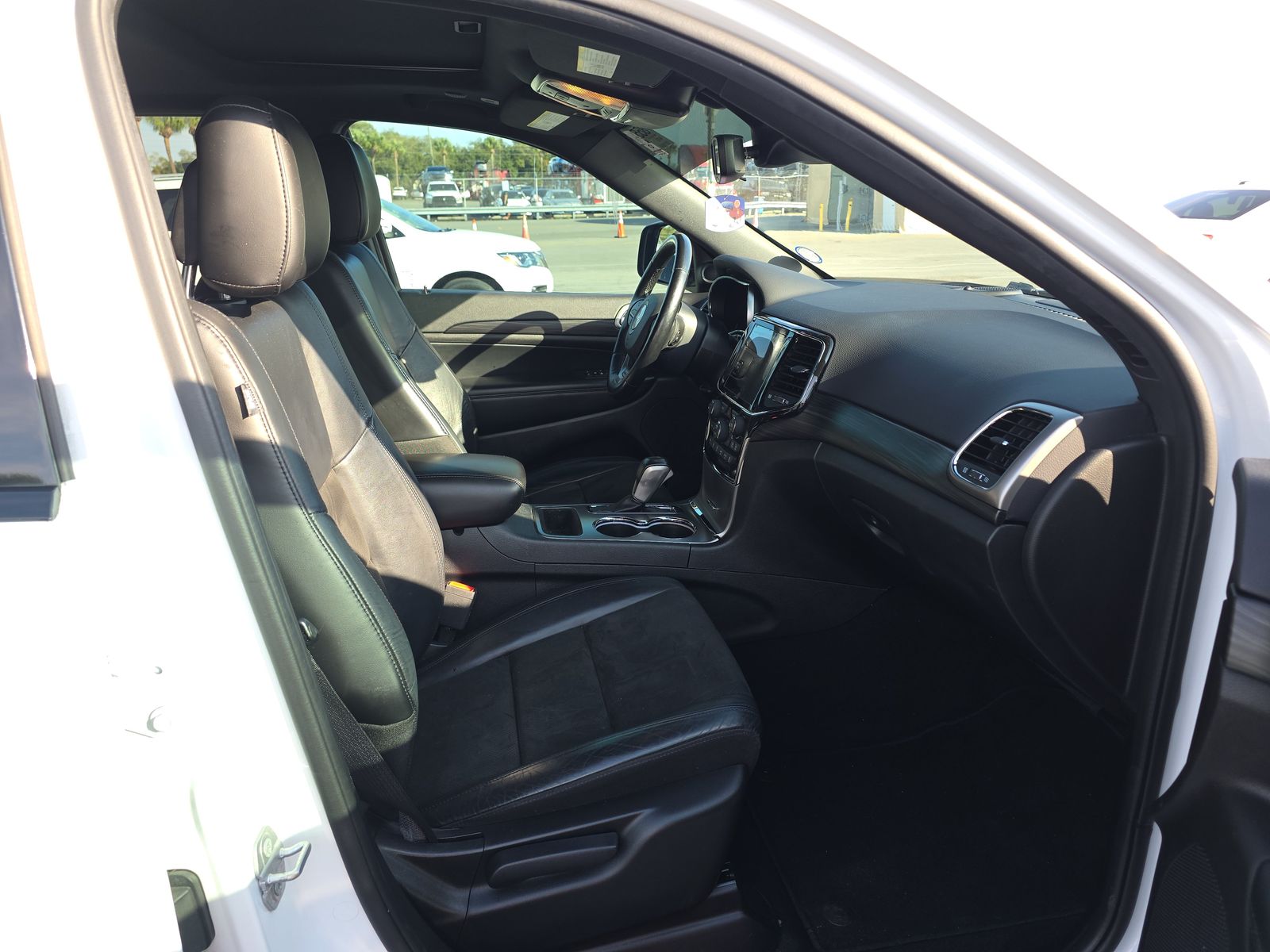 2021 Jeep Grand Cherokee Laredo X RWD