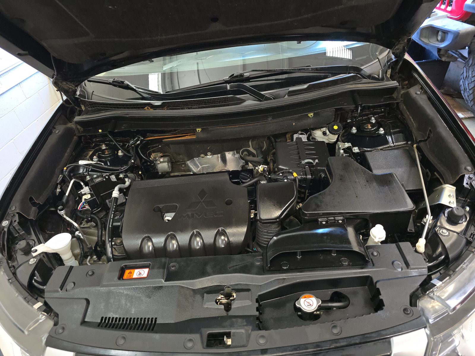 2020 Mitsubishi Outlander ES FWD