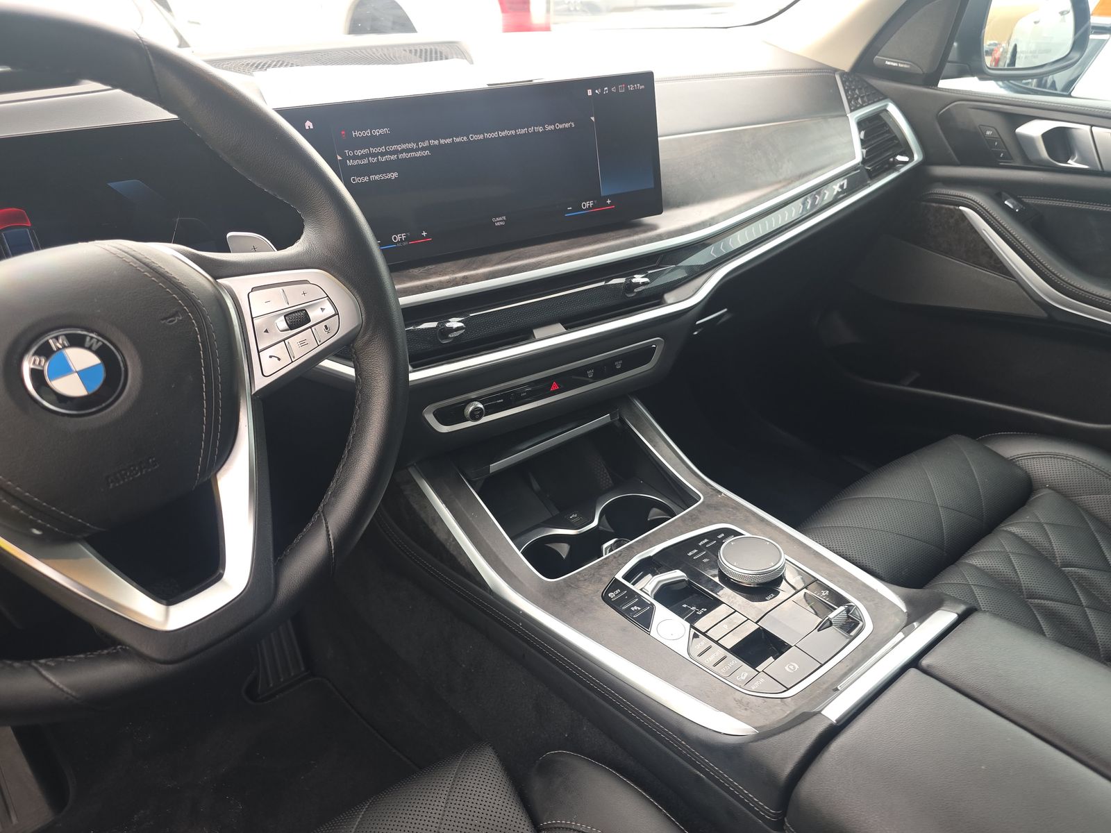 2023 BMW X7 xDrive40i AWD