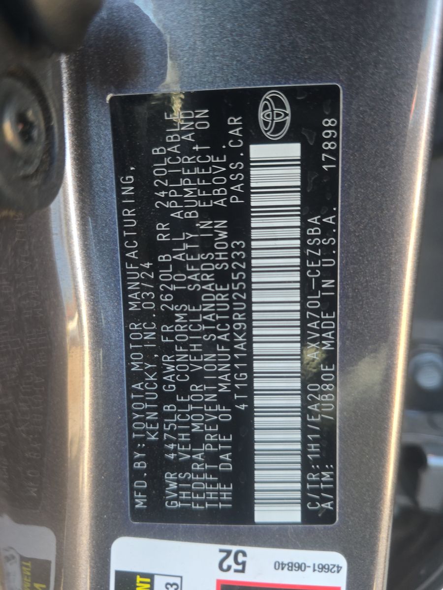 2024 Toyota Camry SE FWD