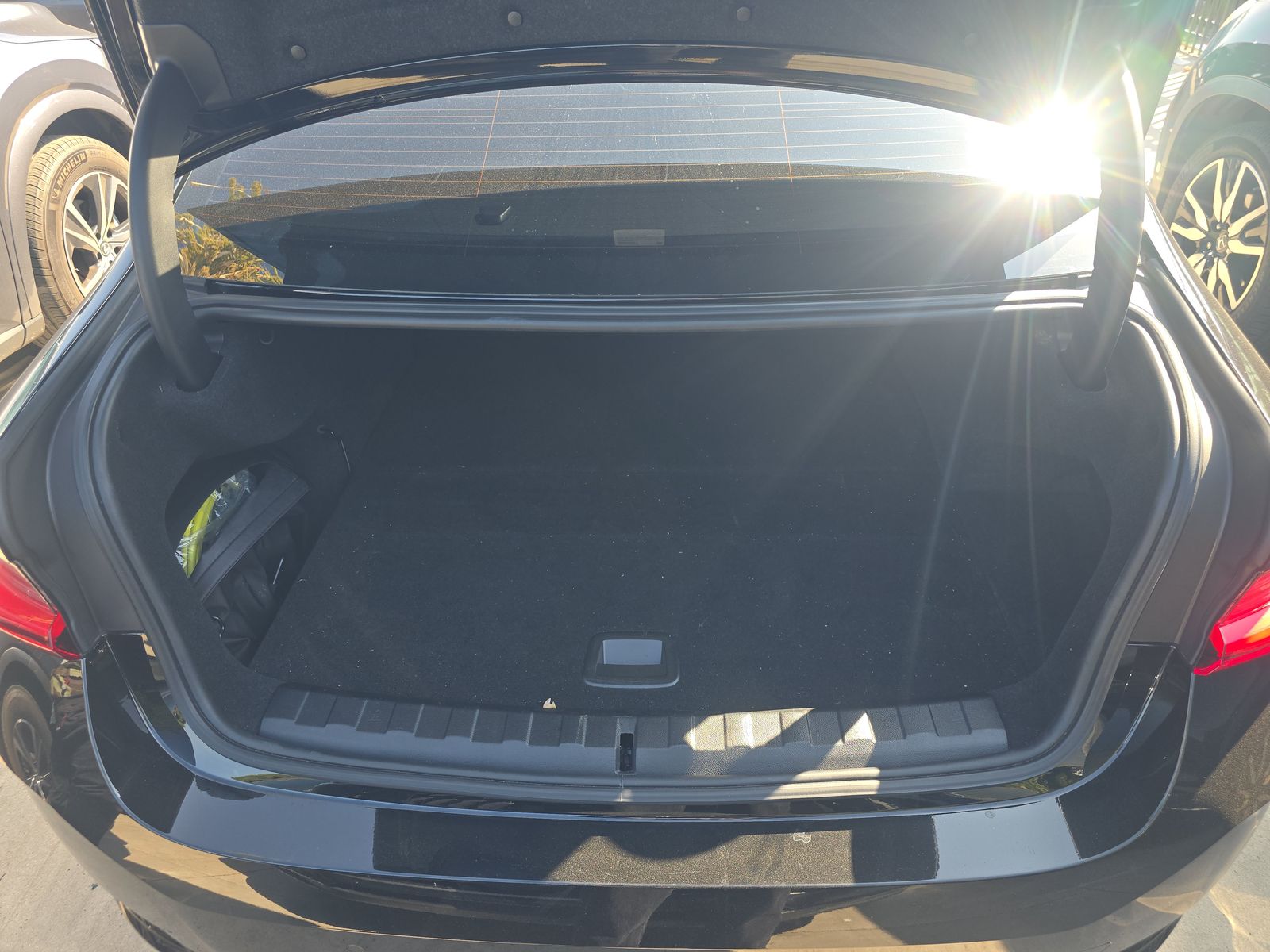 2023 BMW 3 Series 330e RWD