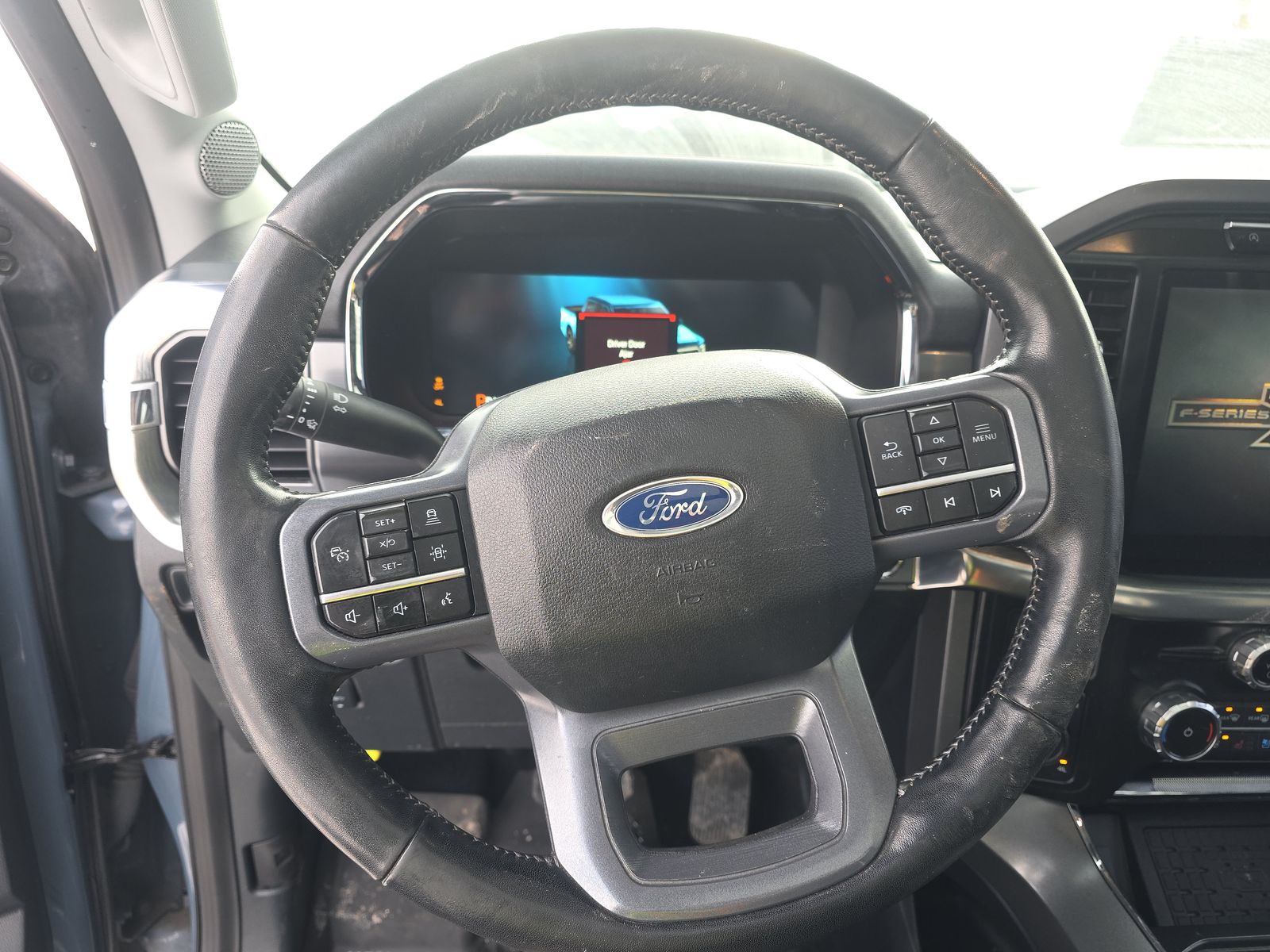 2023 Ford F-150 Lariat AWD