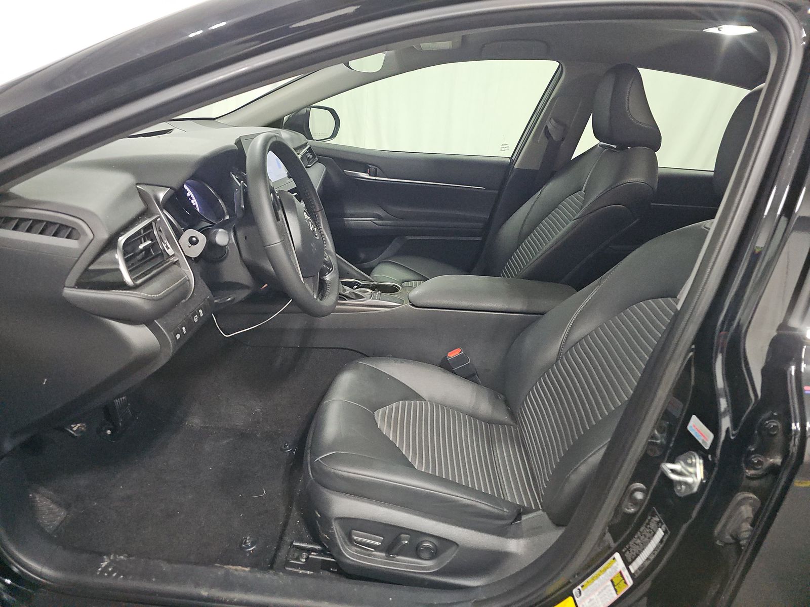 2024 Toyota Camry SE FWD