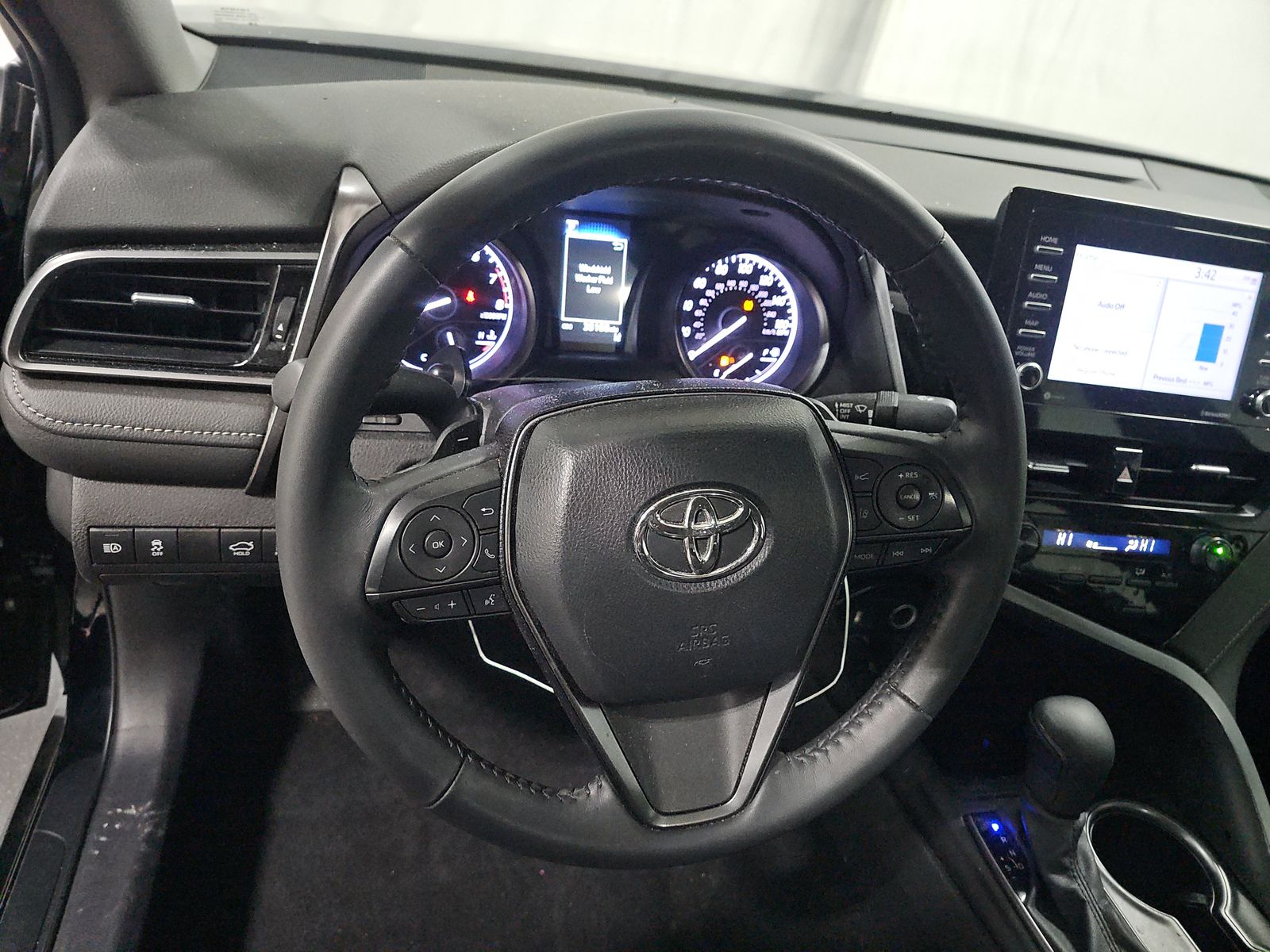 2024 Toyota Camry SE FWD