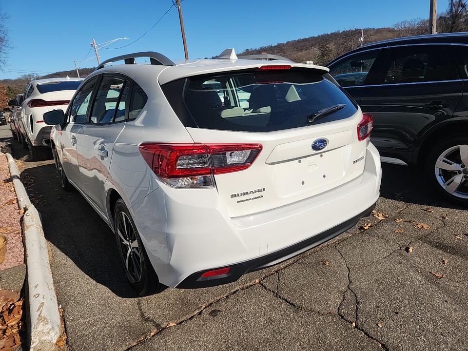 2023 Subaru Impreza Premium AWD