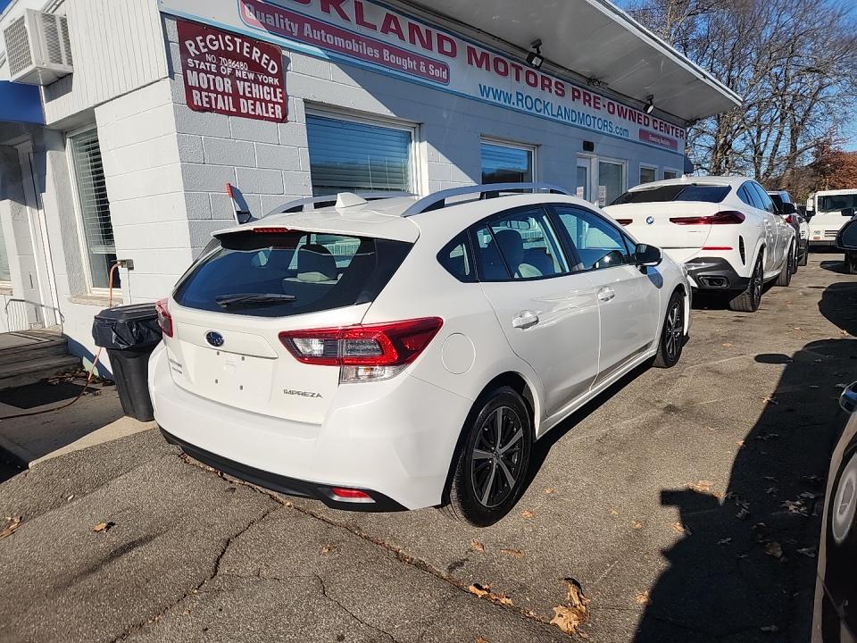 2023 Subaru Impreza Premium AWD