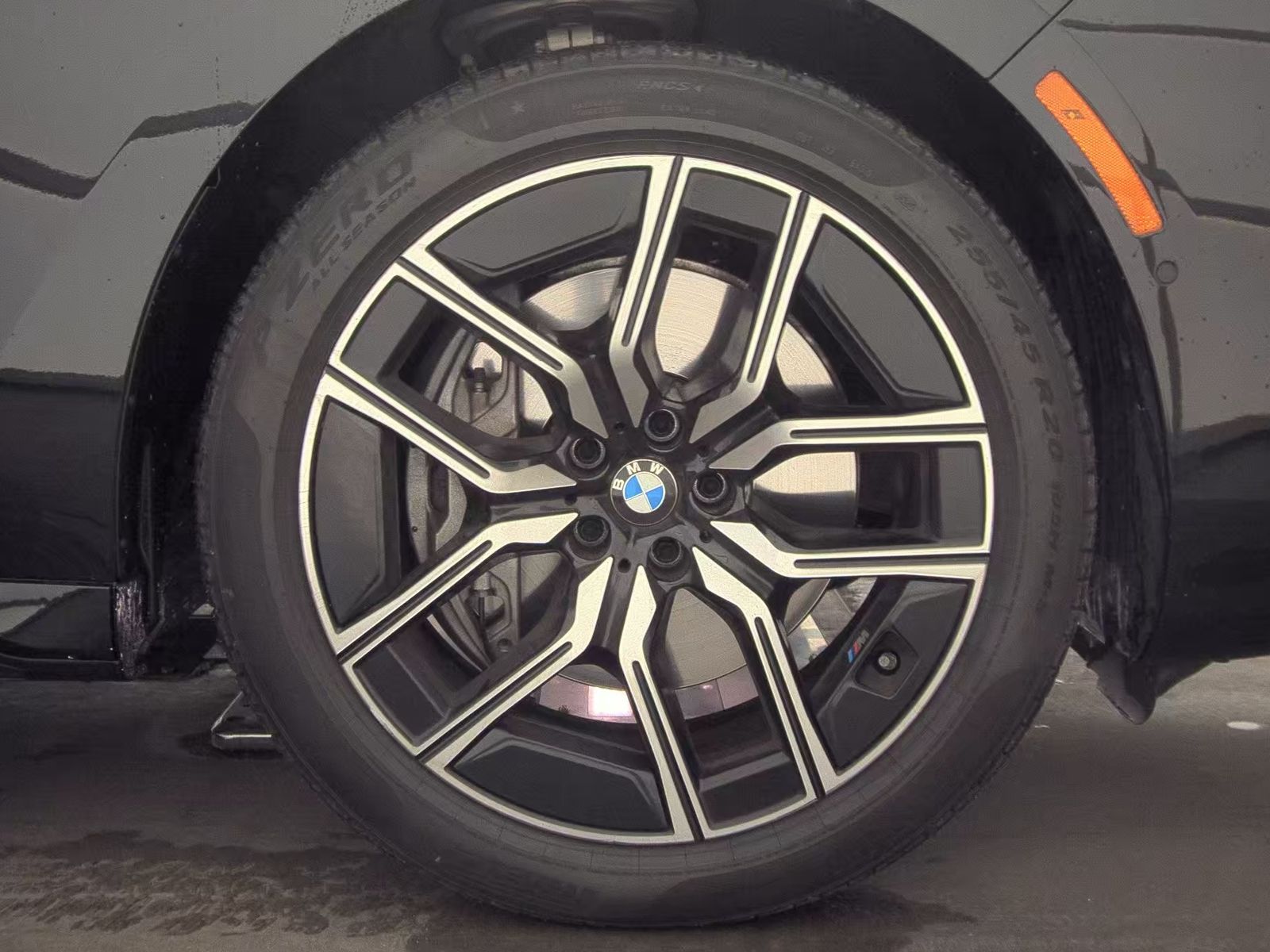 2025 BMW 7 Series 740i xDrive AWD