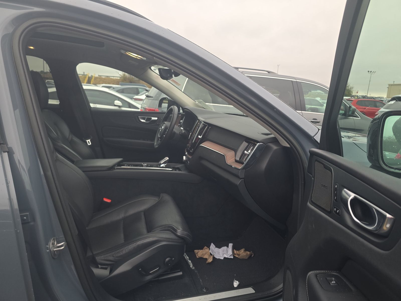 2023 Volvo XC60 B5 Ultimate AWD