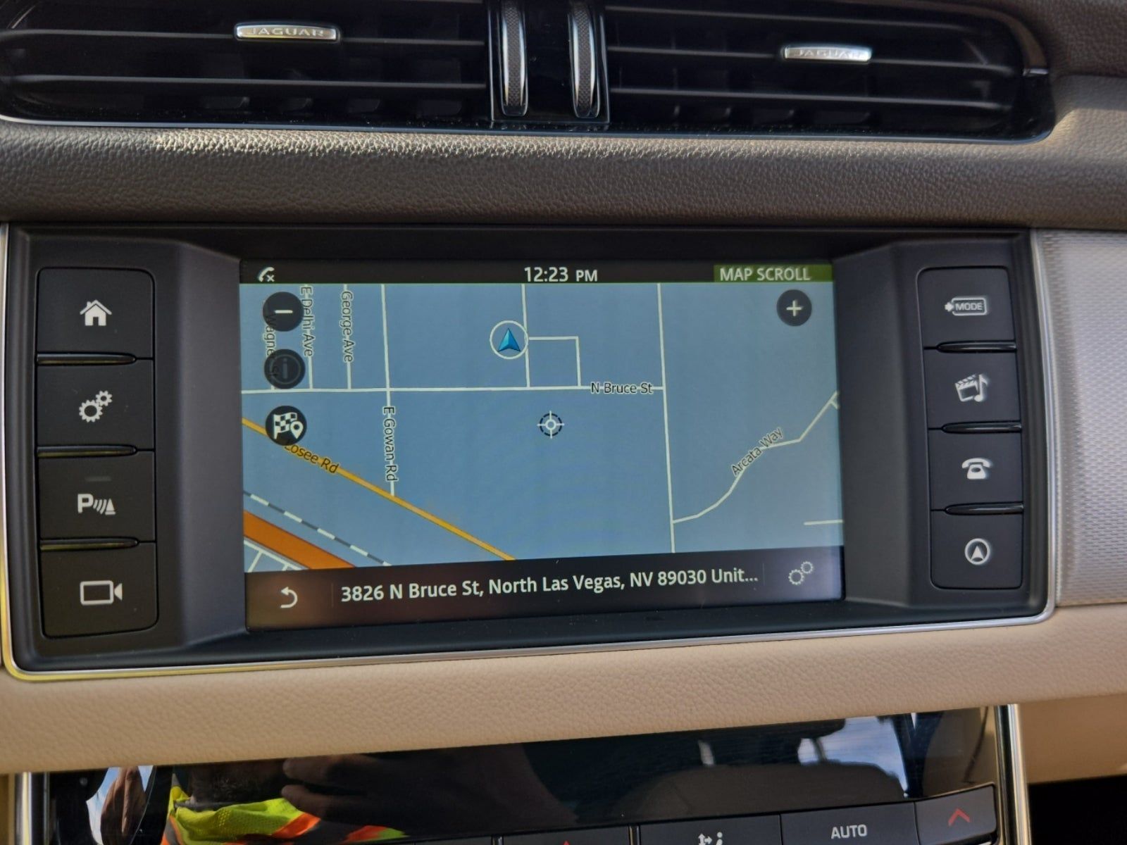 2017 Jaguar XF 35t Premium RWD