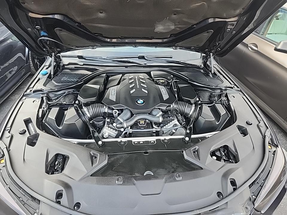 2019 BMW 8 Series M850i xDrive AWD