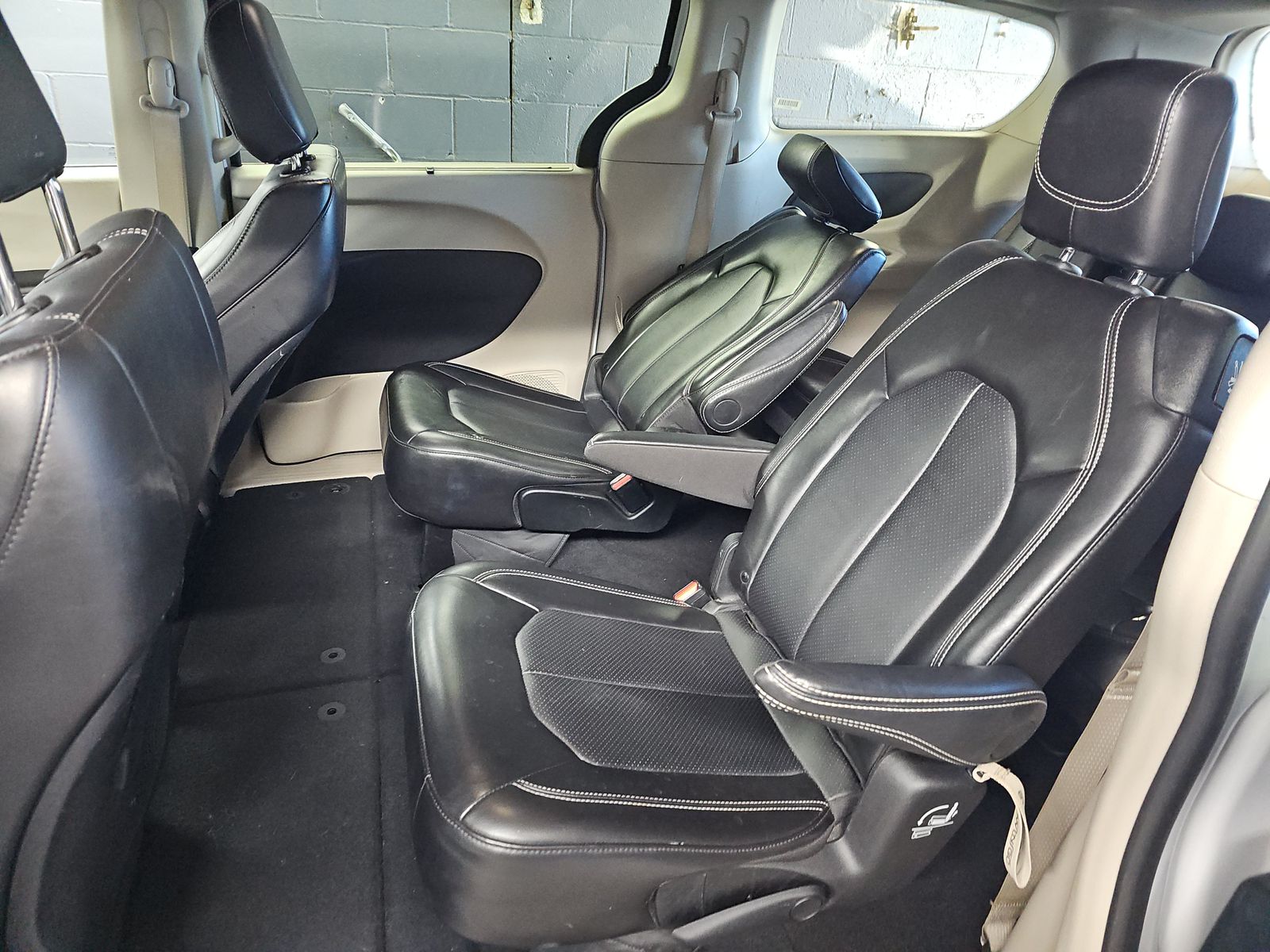 2024 Chrysler Pacifica Touring L FWD