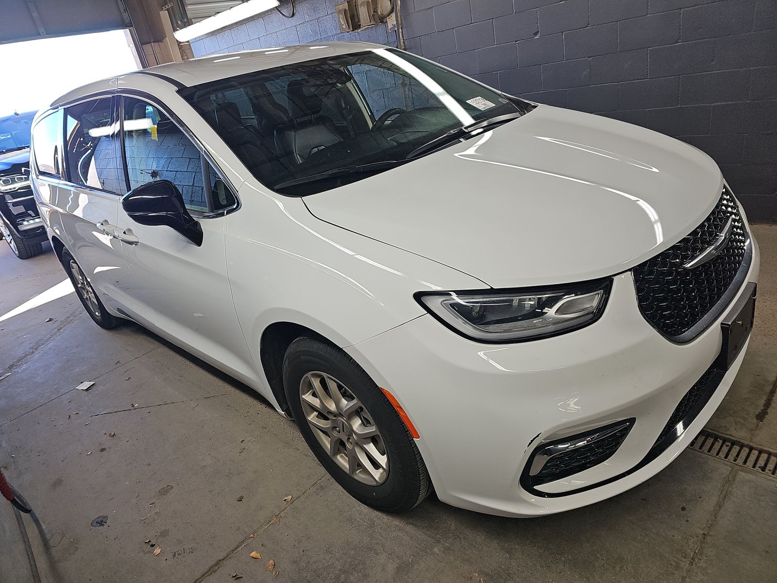 2024 Chrysler Pacifica Touring L FWD