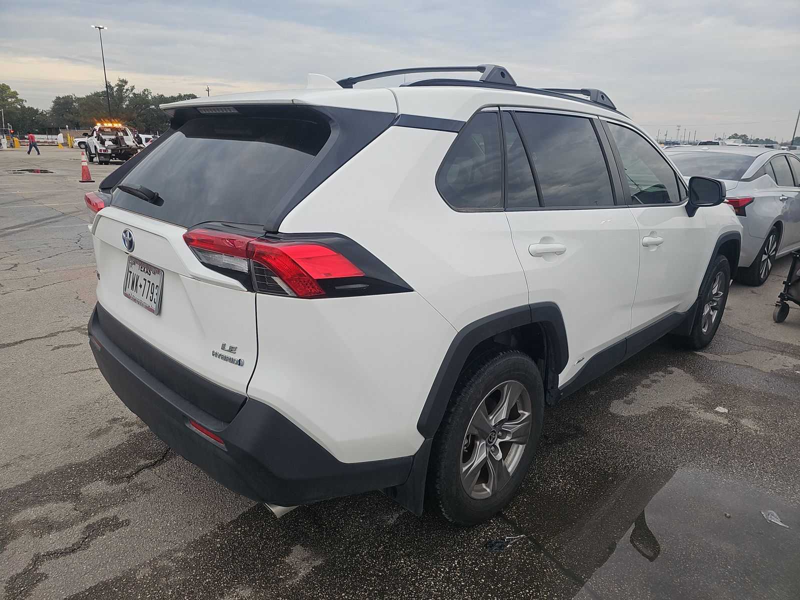 2024 Toyota RAV4 Hybrid LE AWD
