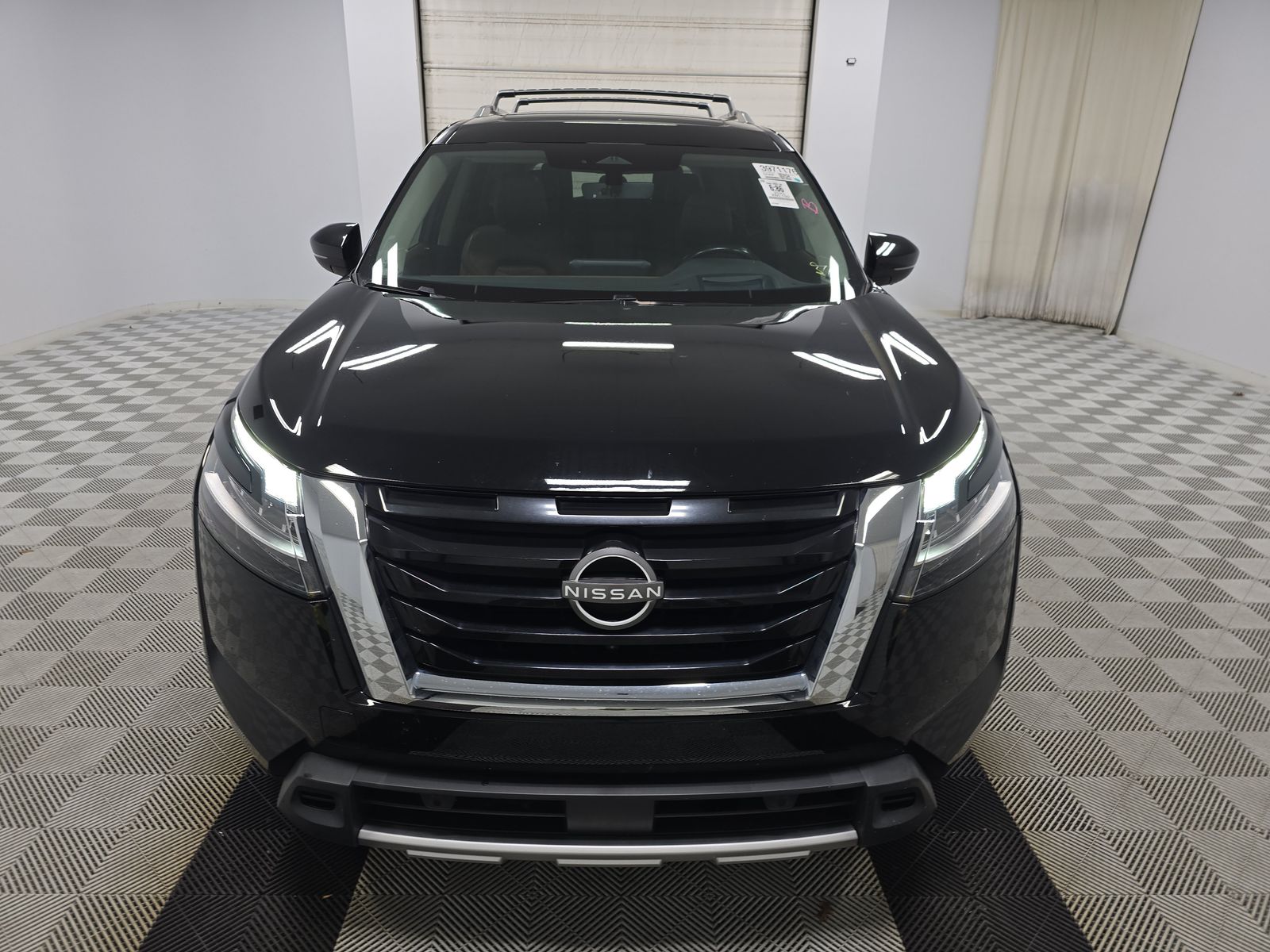 2023 Nissan Pathfinder Platinum AWD