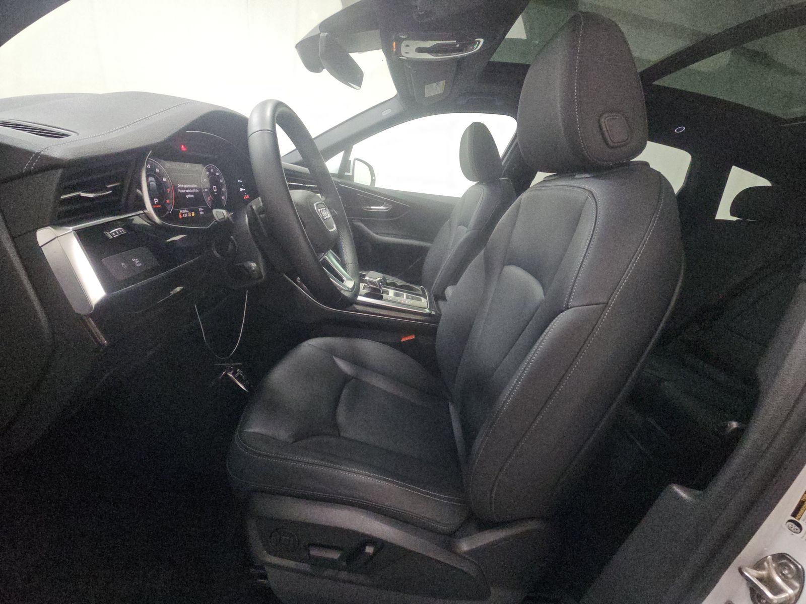 2025 Audi Q7 Premium AWD