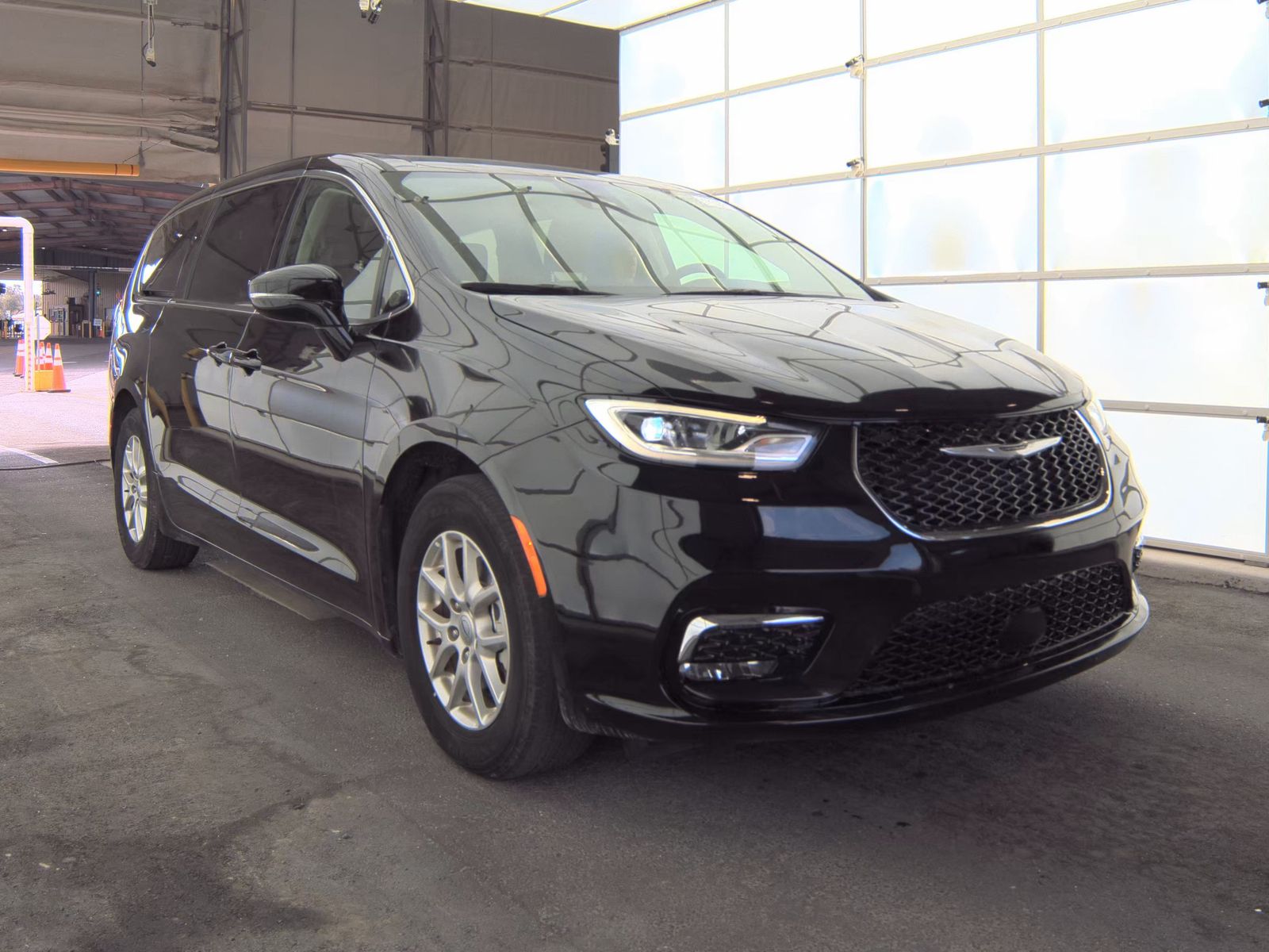 2024 Chrysler Pacifica Touring L FWD