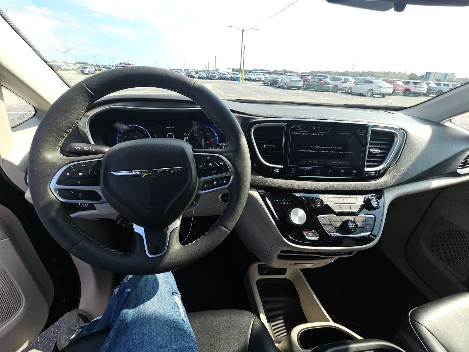 2024 Chrysler Pacifica Touring L FWD