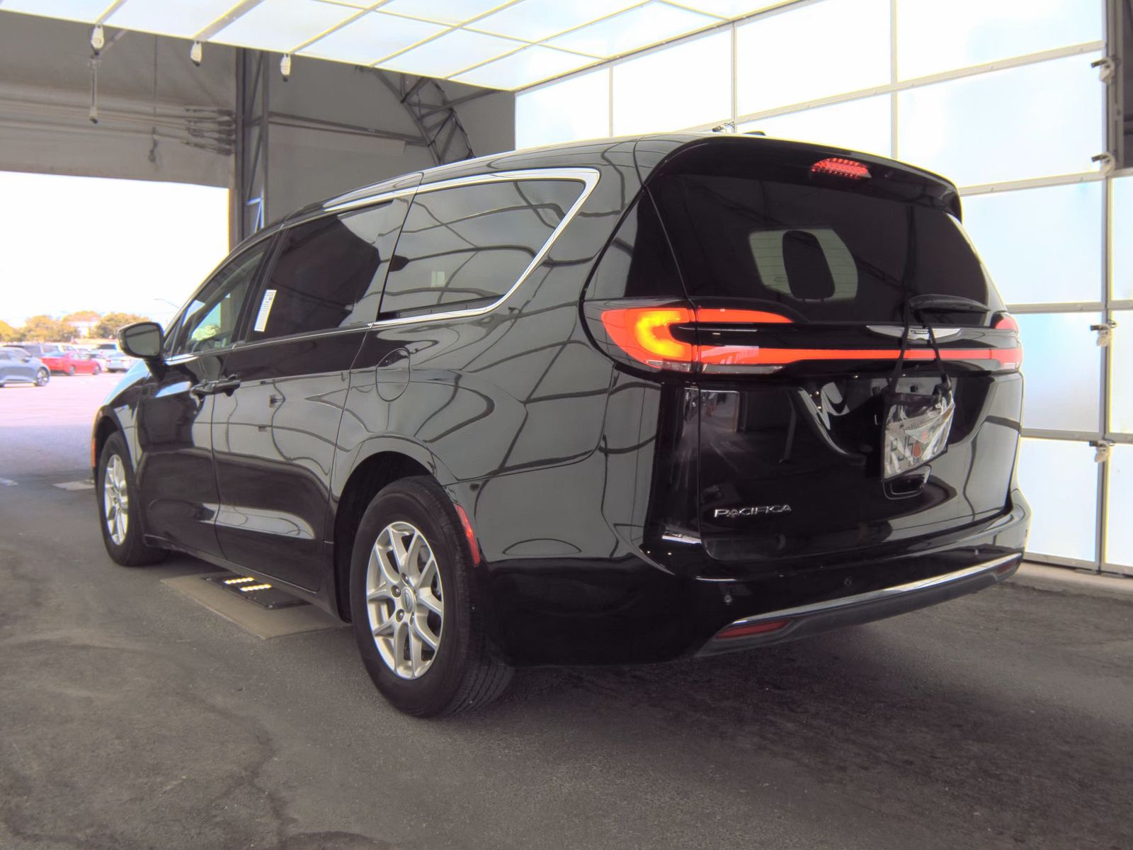 2024 Chrysler Pacifica Touring L FWD