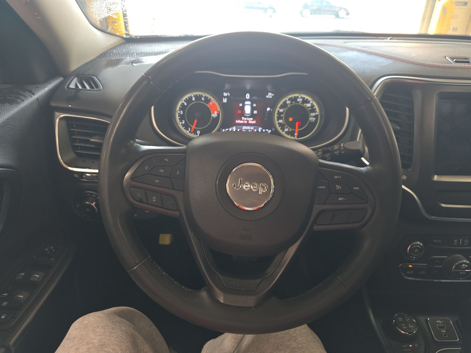 2022 Jeep Cherokee Trailhawk AWD