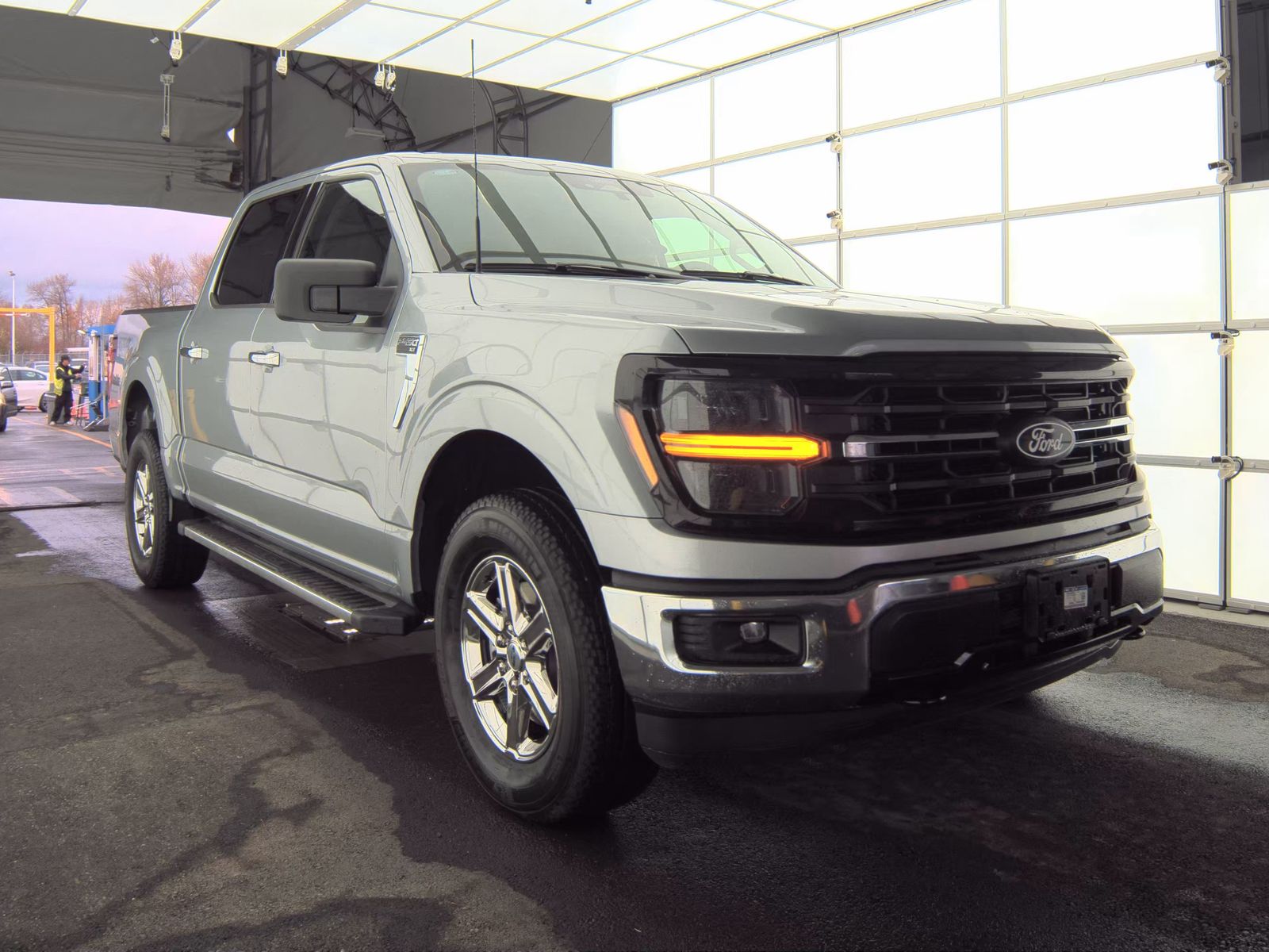 2025 Ford F-150 XLT AWD