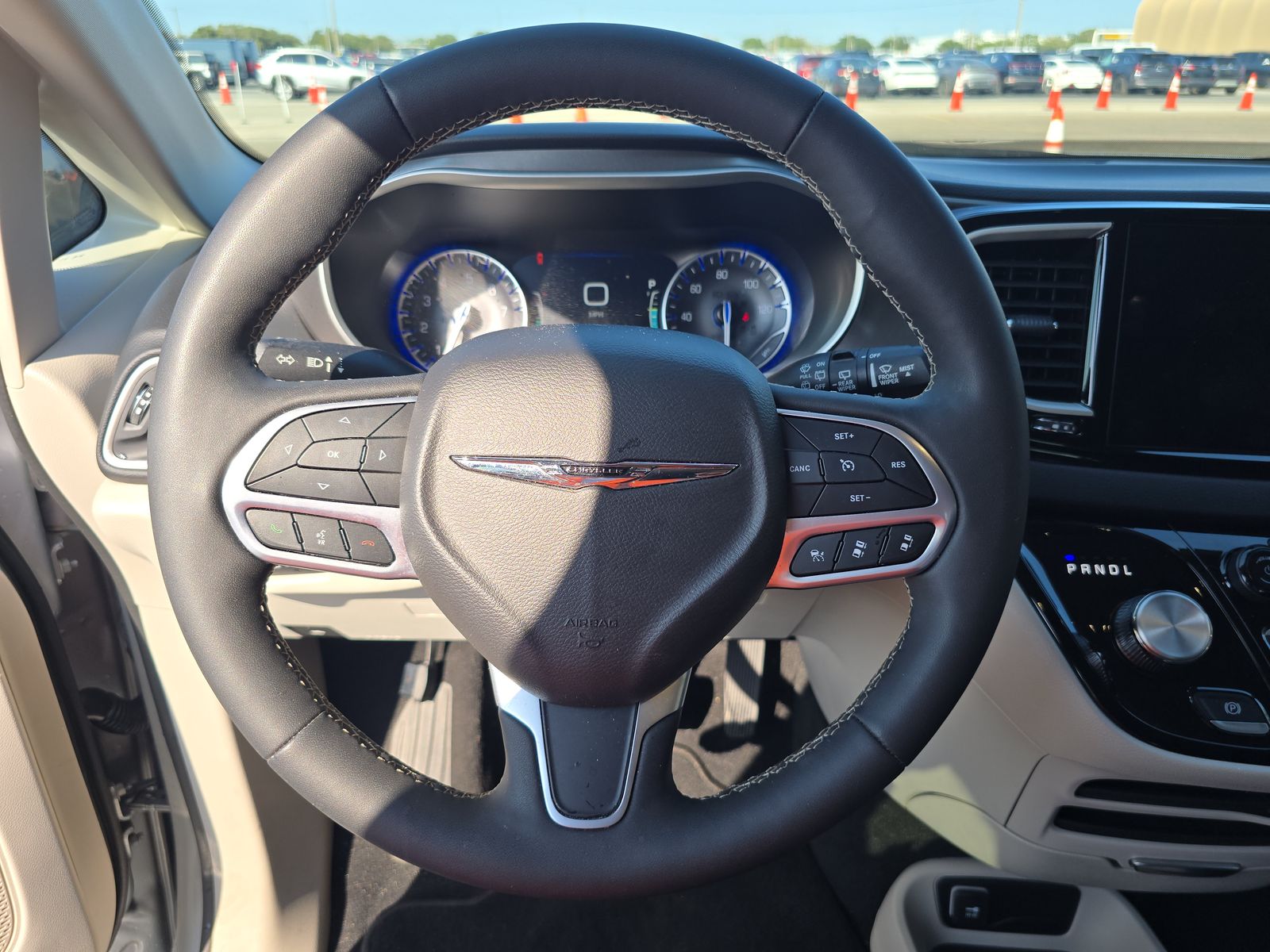 2024 Chrysler Pacifica Touring L FWD