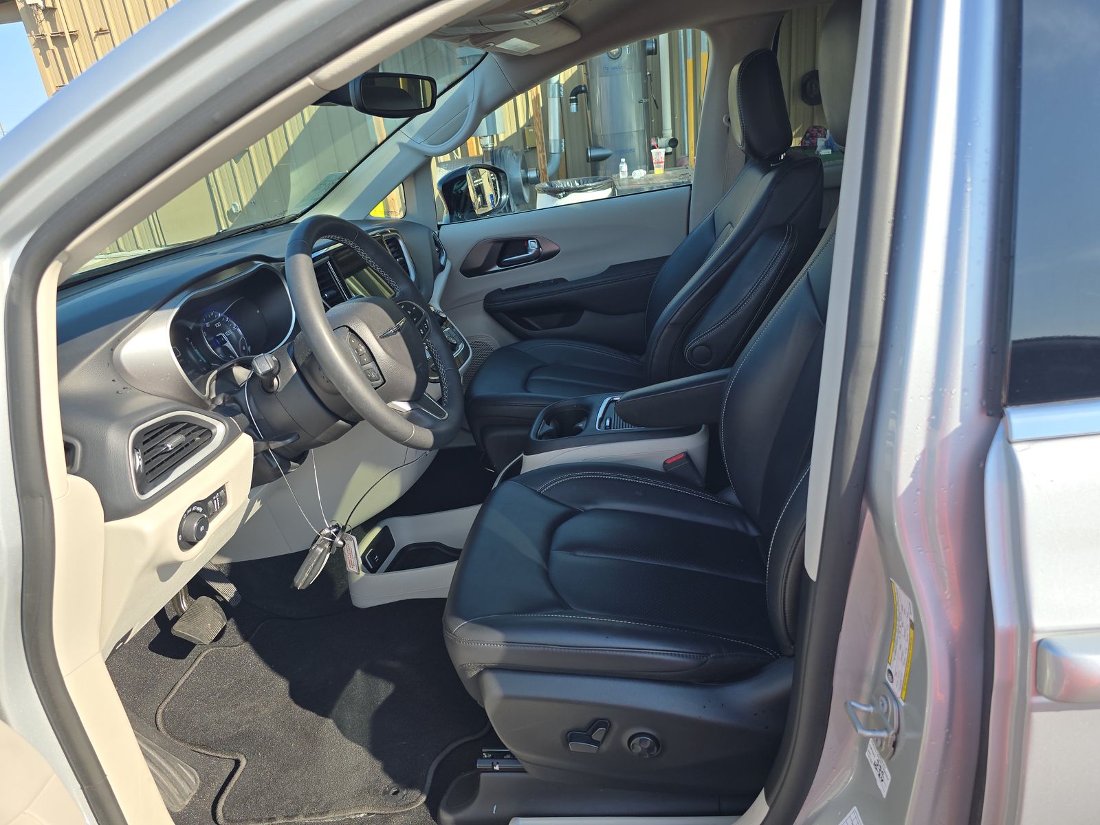 2024 Chrysler Pacifica Touring L FWD