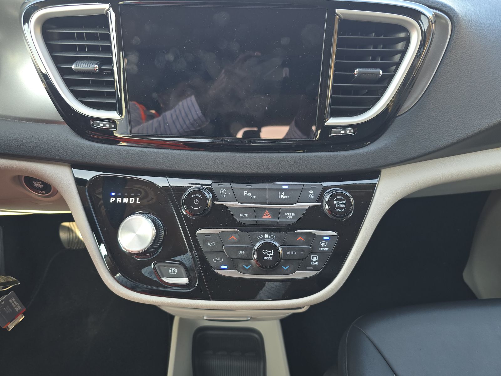 2024 Chrysler Pacifica Touring L FWD