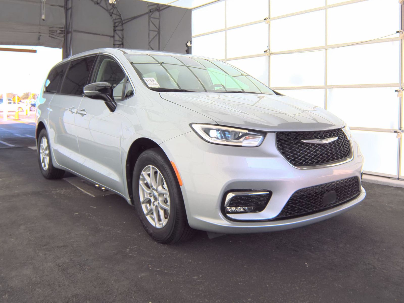 2024 Chrysler Pacifica Touring L FWD