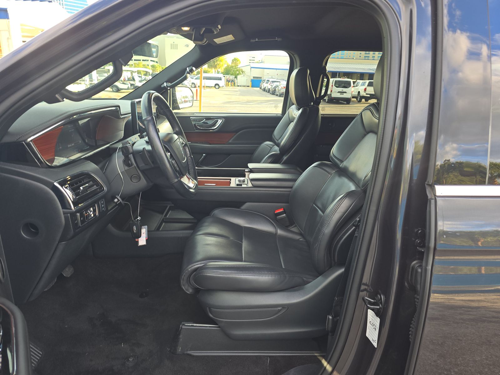 2024 Lincoln Navigator L Premiere AWD