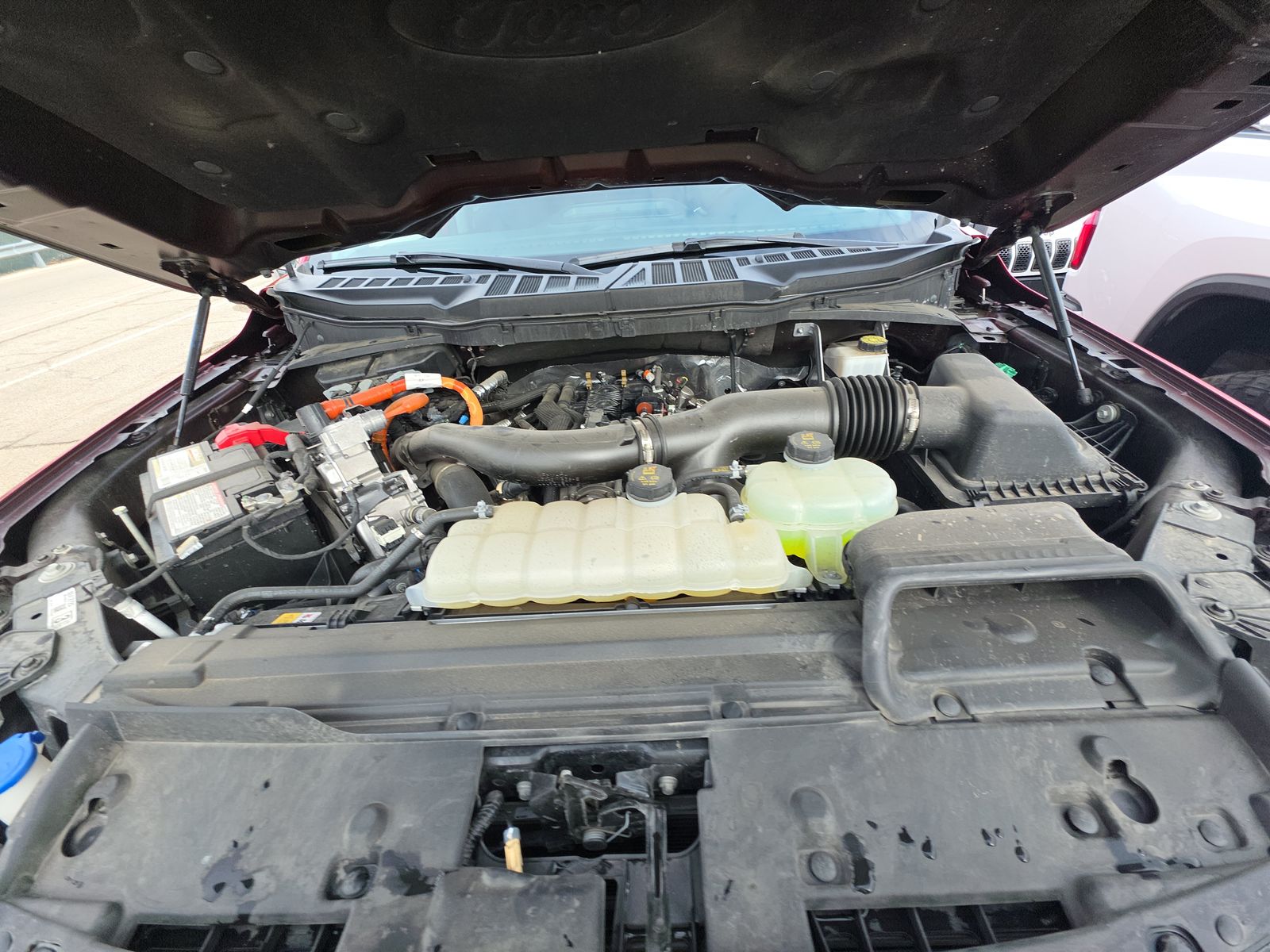 2024 Ford F-150 Hybrid XLT AWD