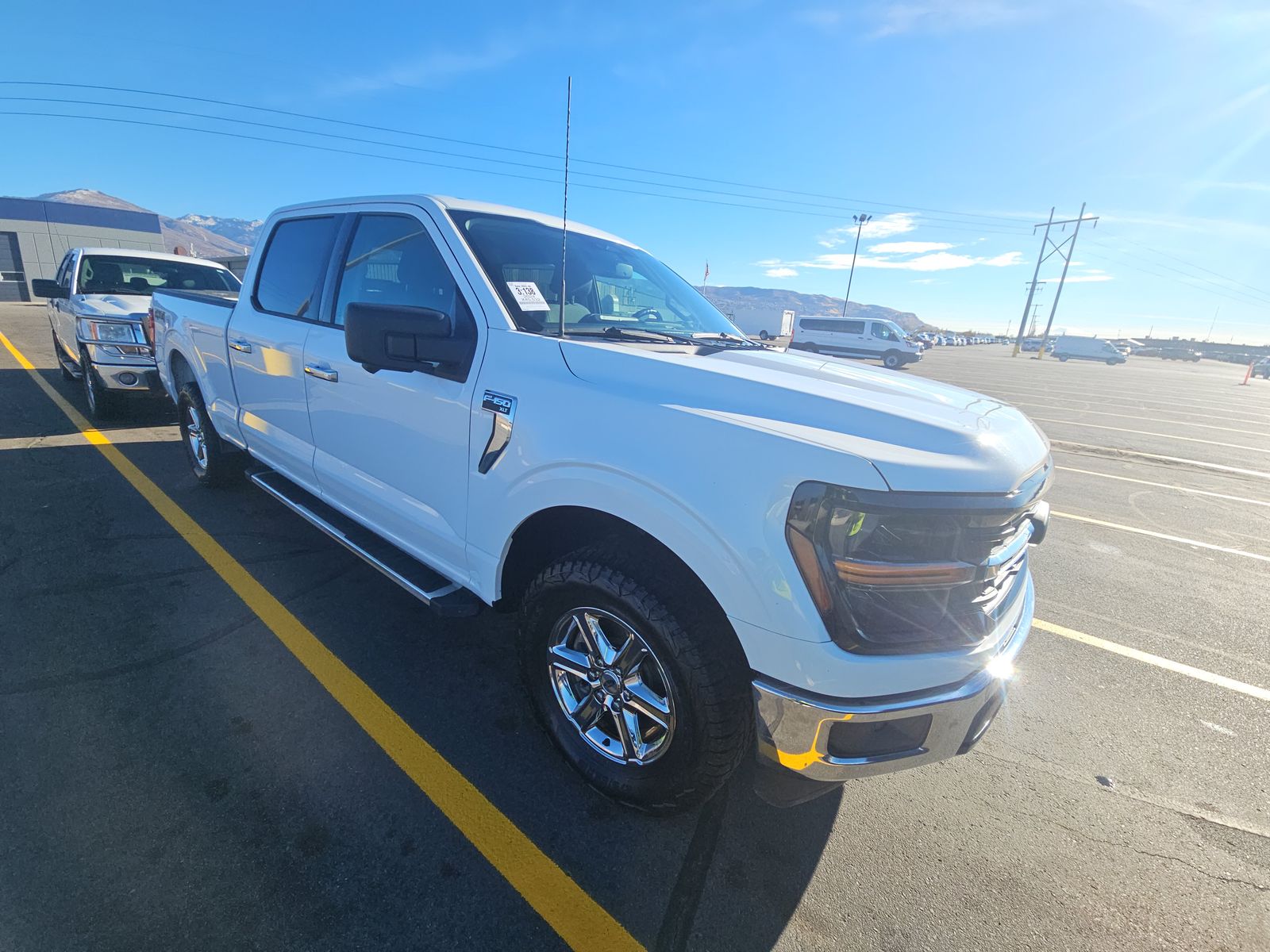 2024 Ford F-150 XLT AWD