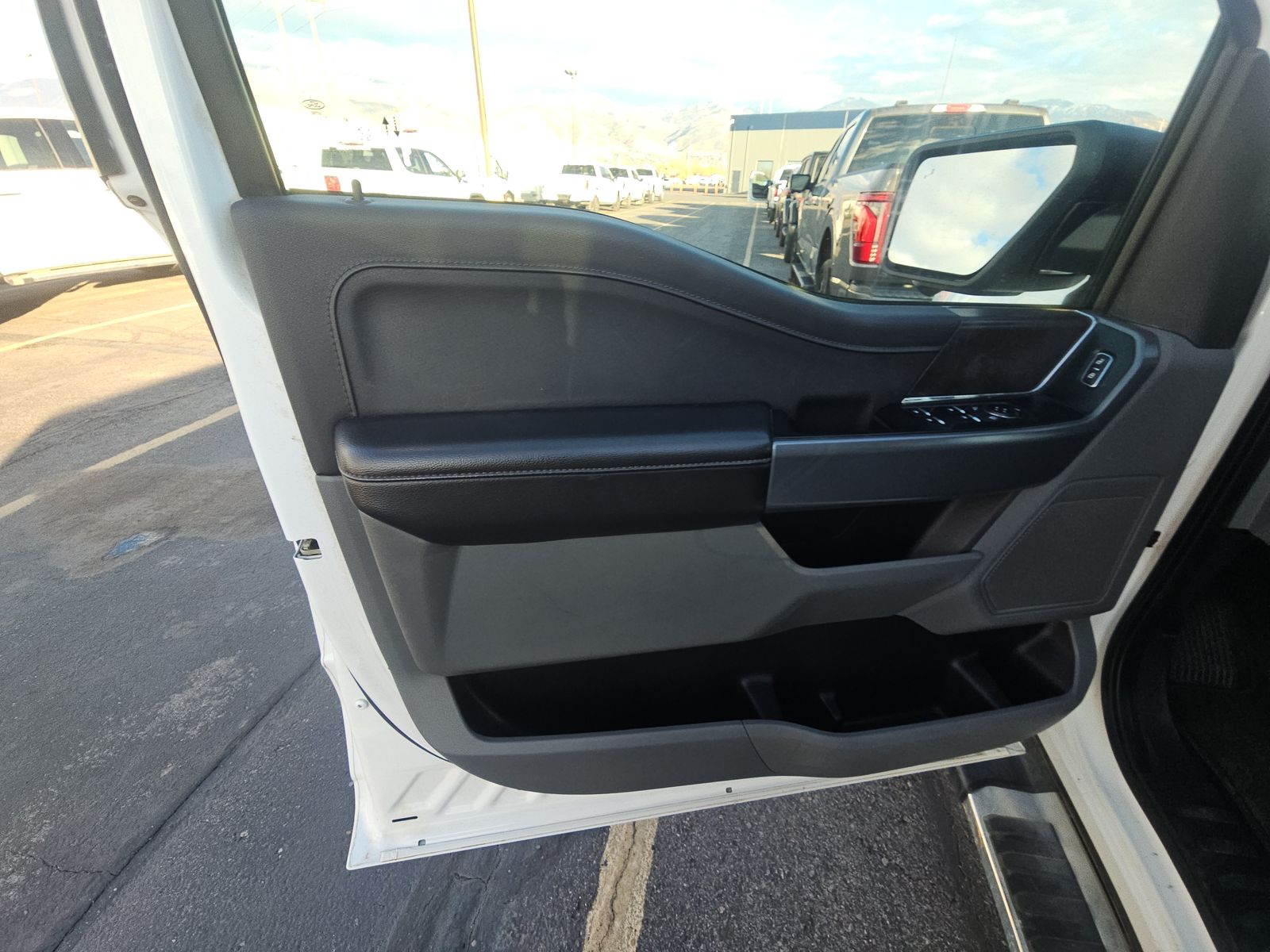 2024 Ford F-150 XLT AWD