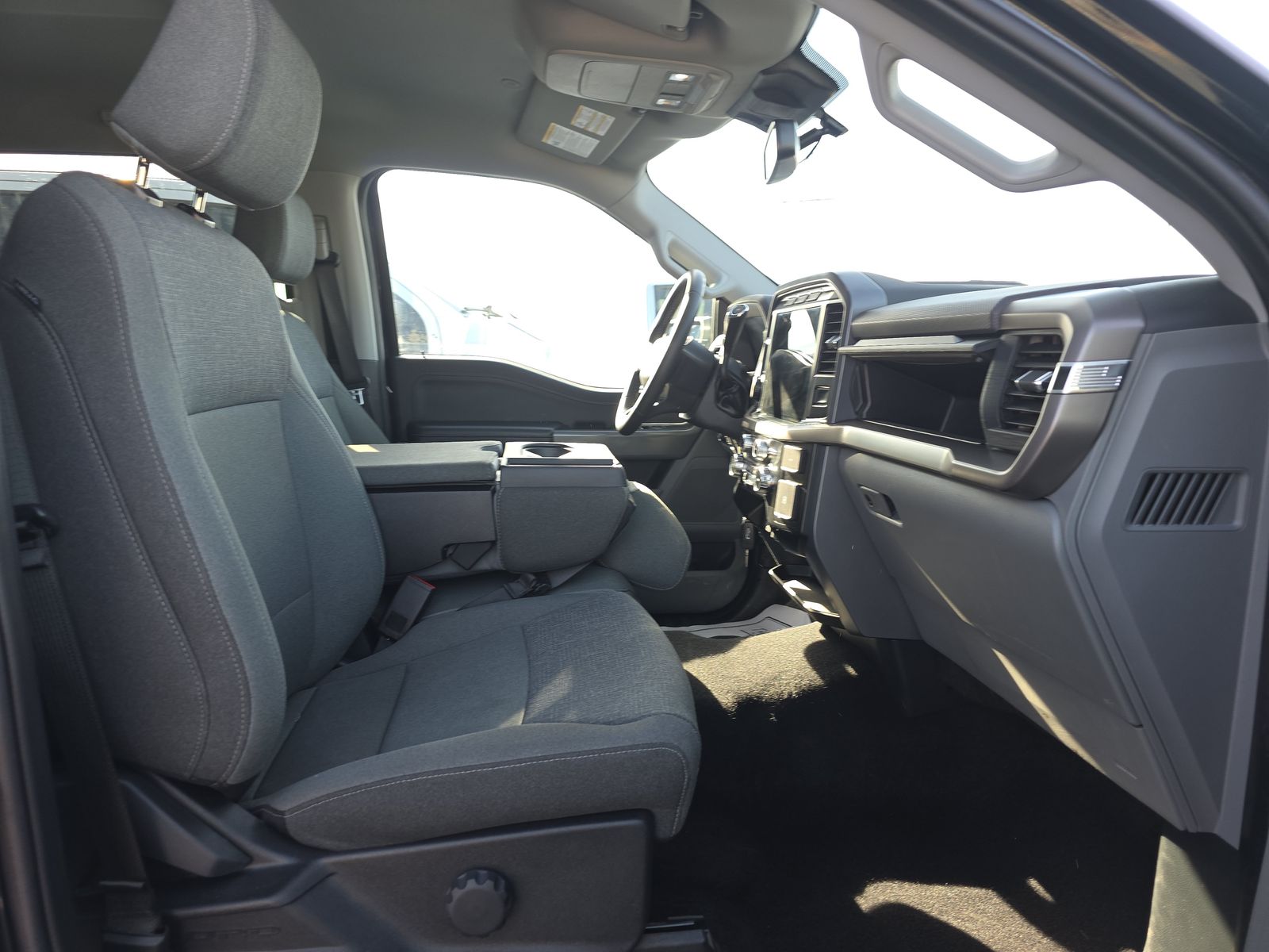 2024 Ford F-150 XLT AWD