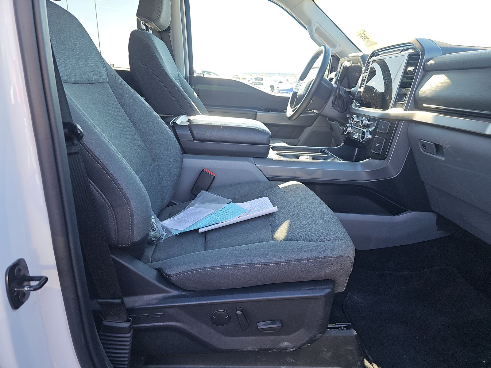 2024 Ford F-150 Hybrid XLT AWD