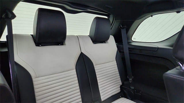 2024 Land Rover Discovery Dynamic SE AWD